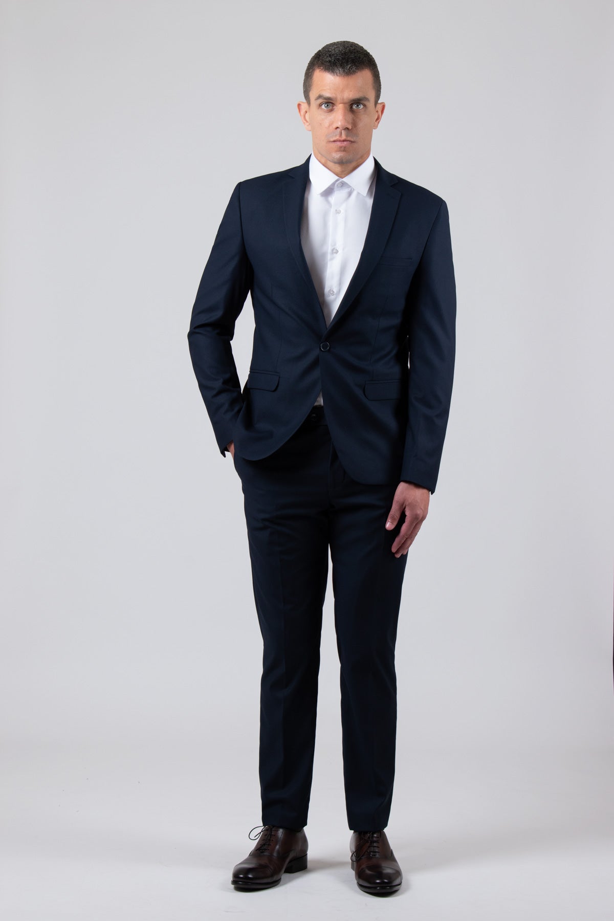 חליפה שני חלקים סלים פיט - ווגאצ'י