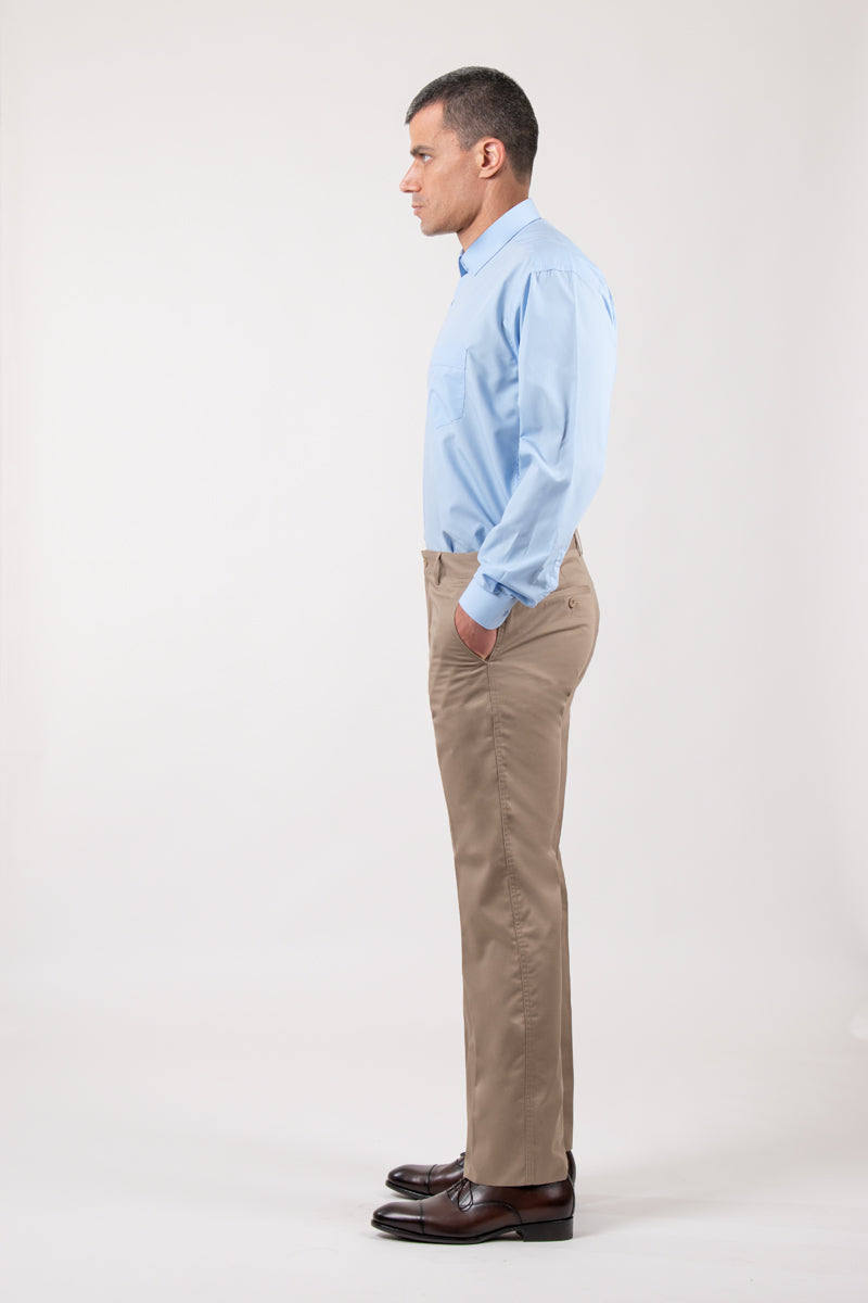 חולצה מכופתרת עם כיס