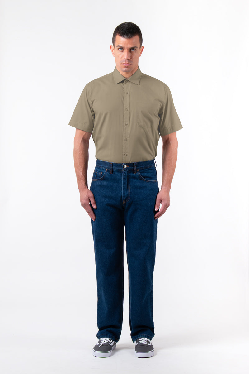 חולצת מכופתרת שרוולים קצרים וכיס