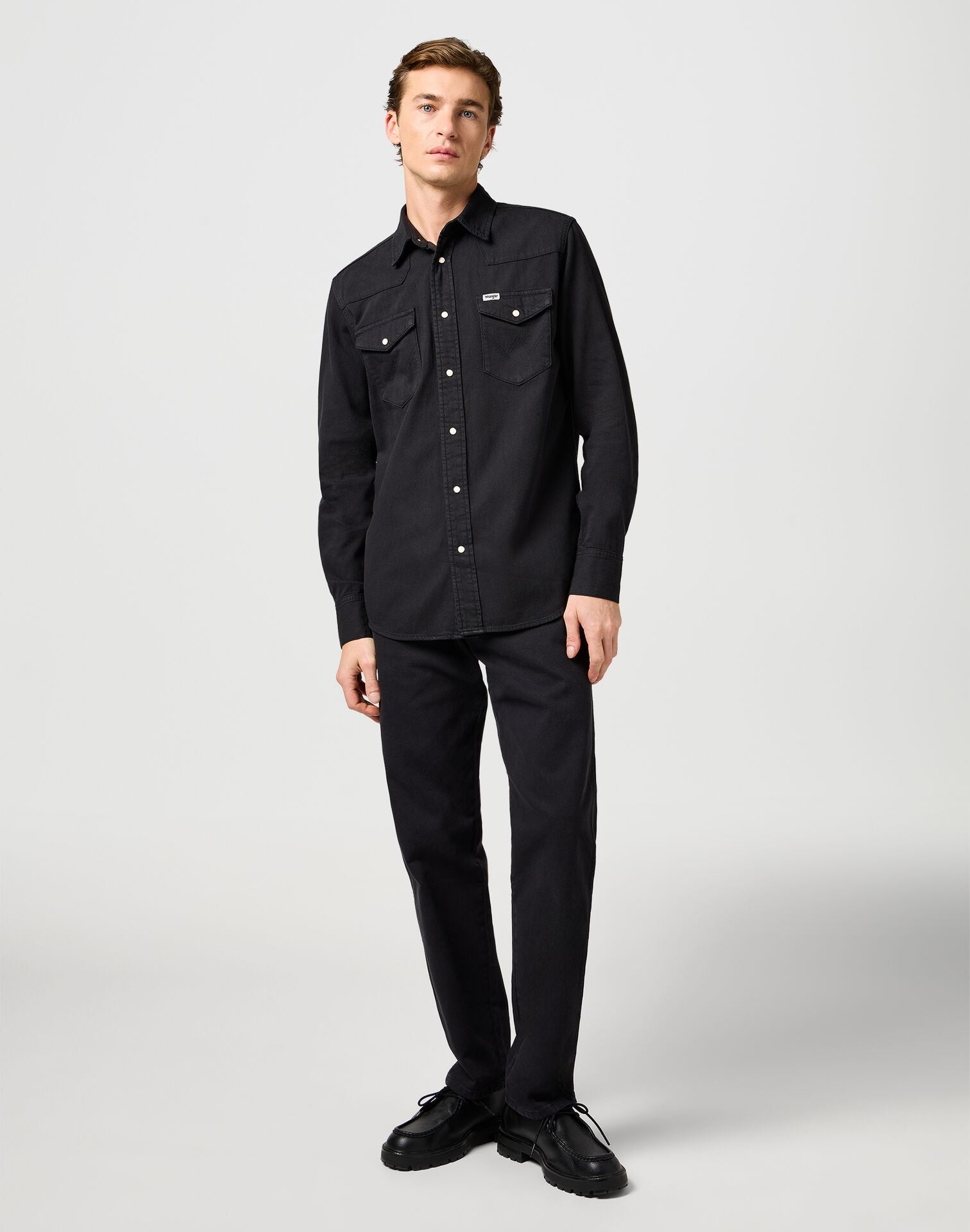 חולצת ג'ינס שחורה Wrangler